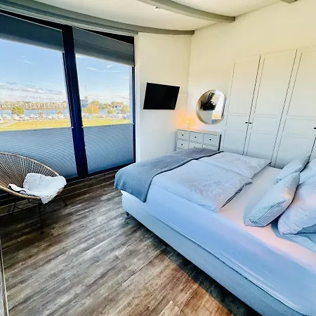 Stromdampfer, Lounge 아파트 로스토크